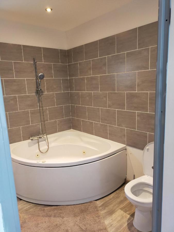 Logement Atypique Arles Esterno foto