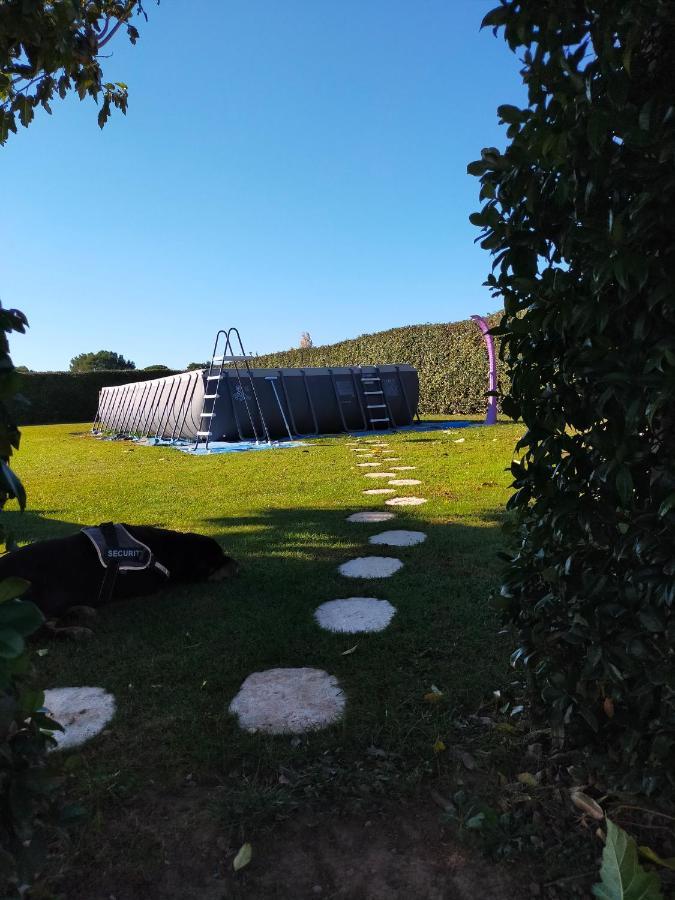 Logement Atypique Arles Esterno foto